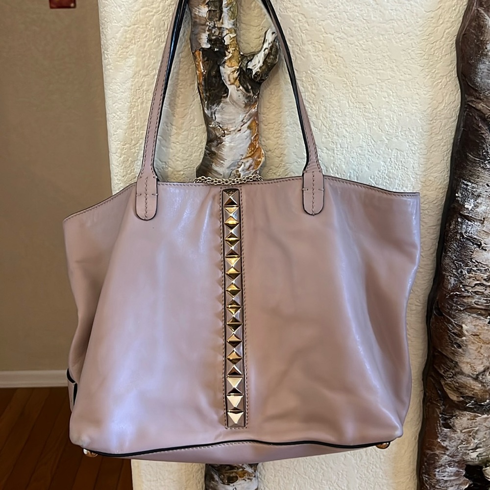 Preloved Valentino with cracking on handles